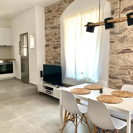 The Backyard Villa Eva