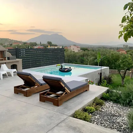 Villa The Backyard *