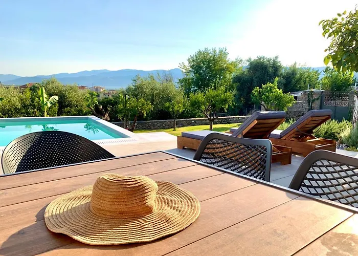 The Backyard Villa