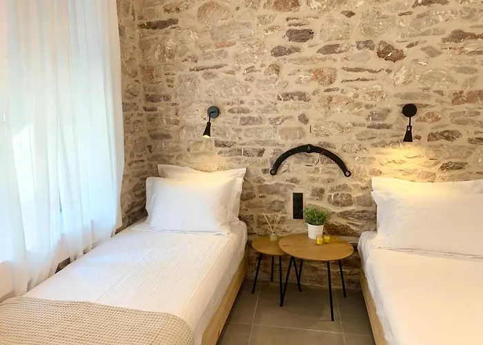 The Backyard فيلة *